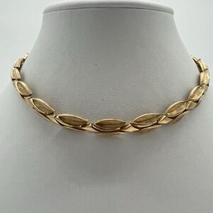 Vintage Trifari Gold-Tone Leaf Link Choker Necklace 16"‎ Signed